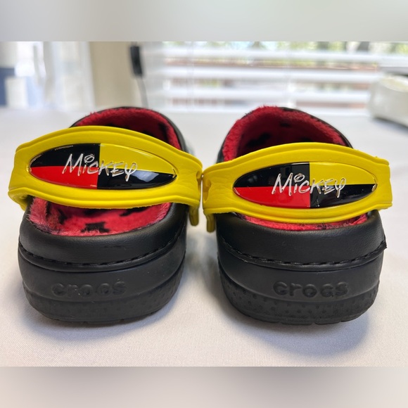 CROCS Disney Mickey Mouse black fur lined kids crocs SZ C 6/7 - Picture 5 of 10